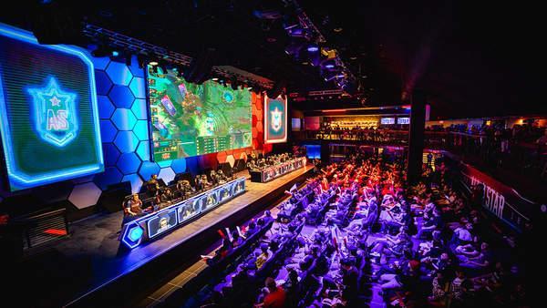 LCK里程碑：Faker联赛2400杀，Ruler联赛300胜