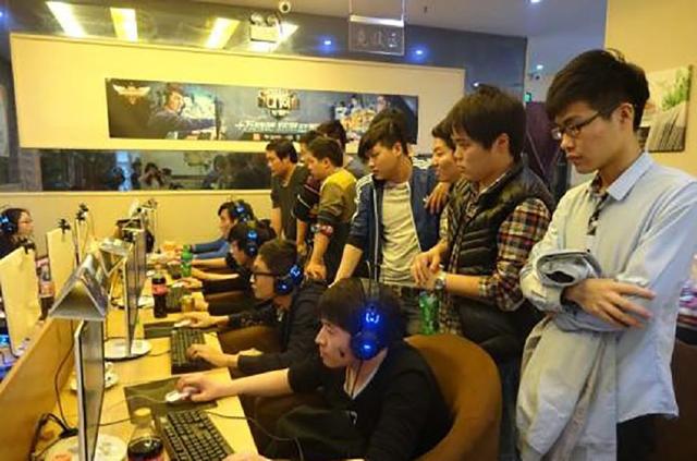 T1官博：衷心祝贺T1.Faker 选手入选英雄联盟名人堂